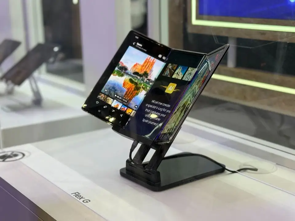 Samsung lipat tiga