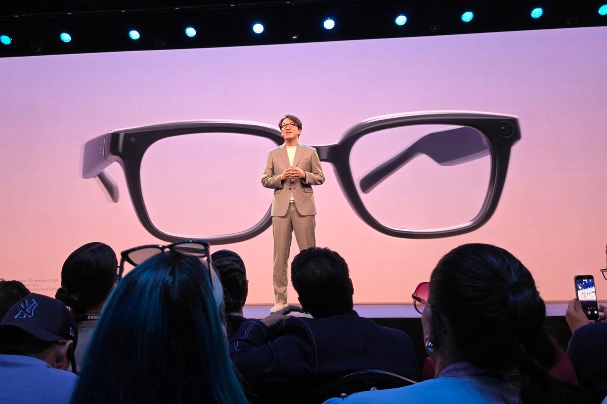 Samsung Umumkan Kacamata Pintar, Bisa Terjemahkan dan Kenali Sekitar